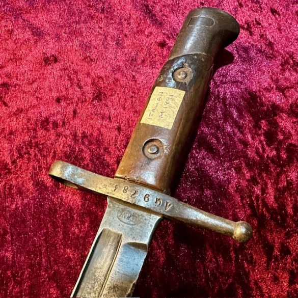Italian Bayonet 2